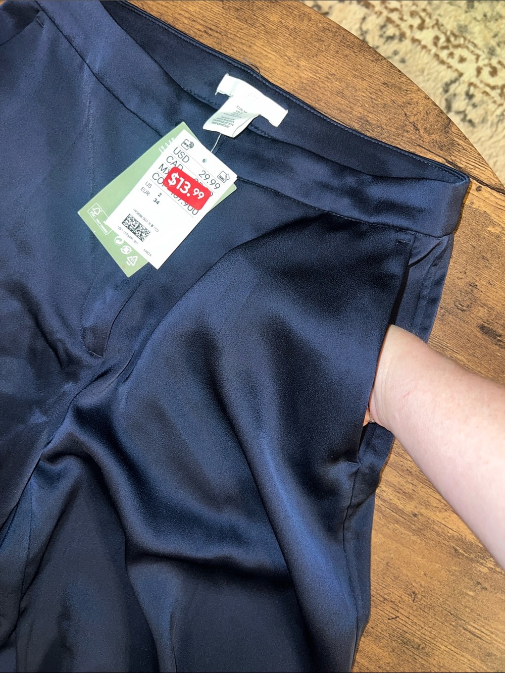 H&M Navy Satin Wide Leg Dress Pants - Picture 4 of 8